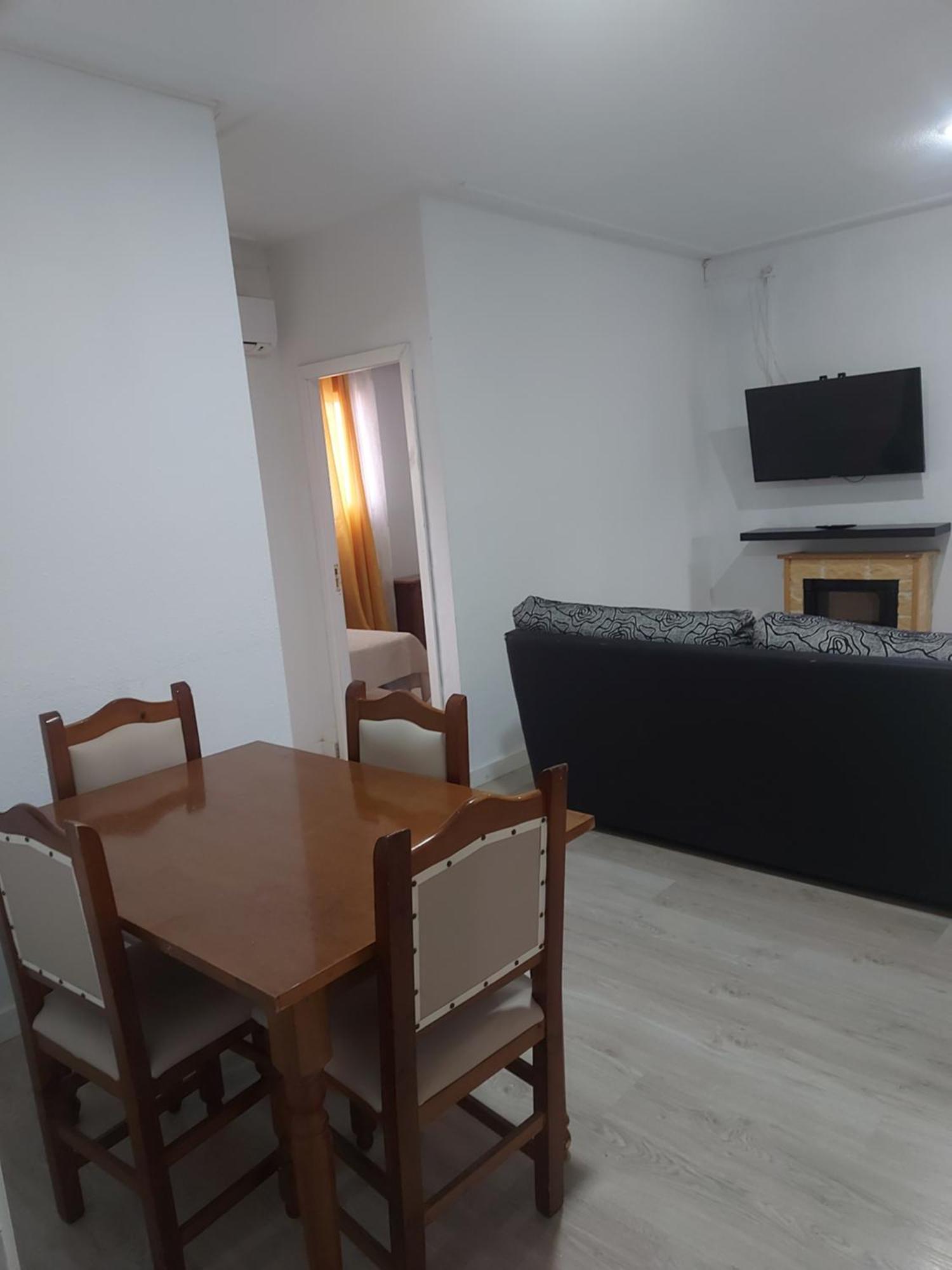 Hostal Fuente Del Pino Jumilla Eksteriør bilde